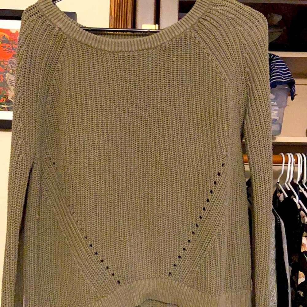 🔮3/$20🔮Olive GAP LS knit